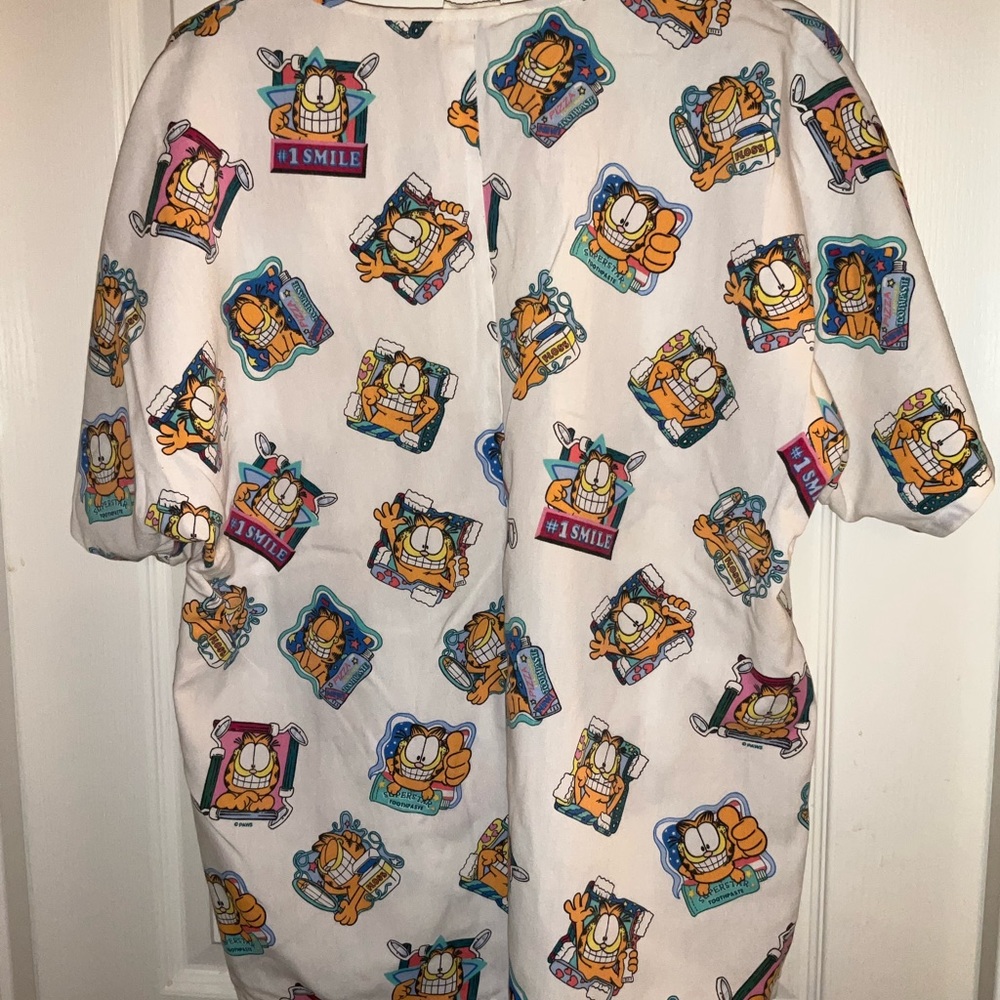 Scrub Top - Picture 3 of 5